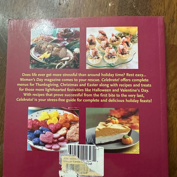 Woman’s Day Celebrate! Menus and recipes for joyous feasts holiday cookbook - Picture 7 of 7